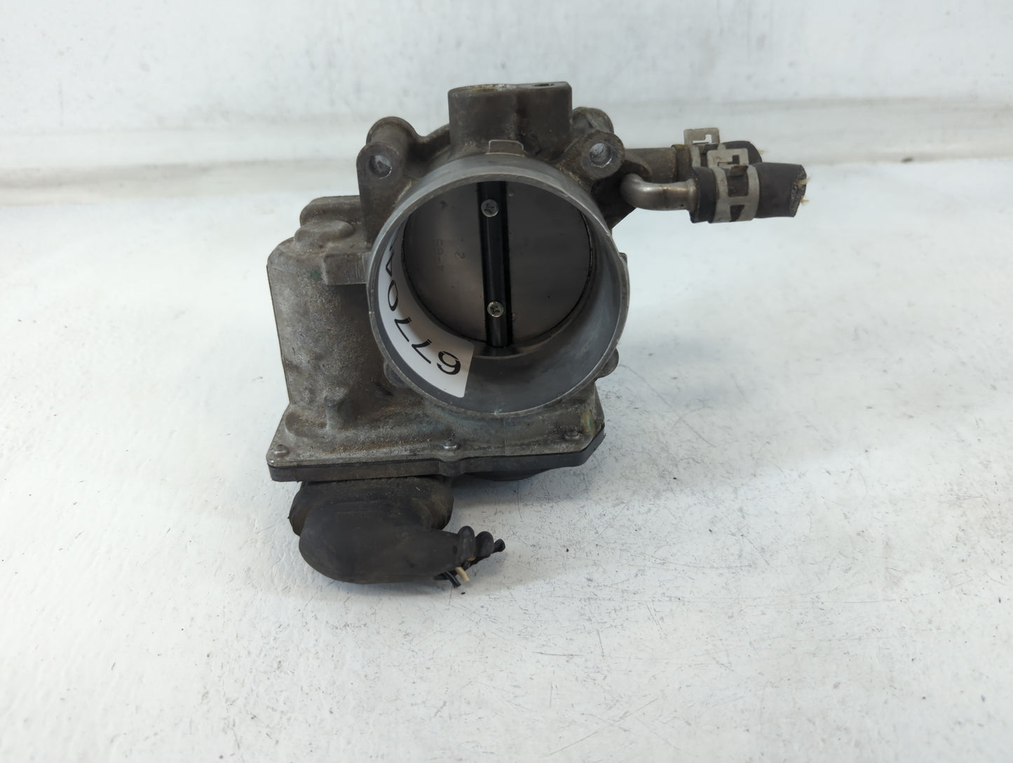 2010-2017 Toyota Camry Throttle Body P/N:01149 3B07, 22030-0V010 Fits Fits 2009 2010 2011 2012 2013 2014 2015 2016 2017 2018