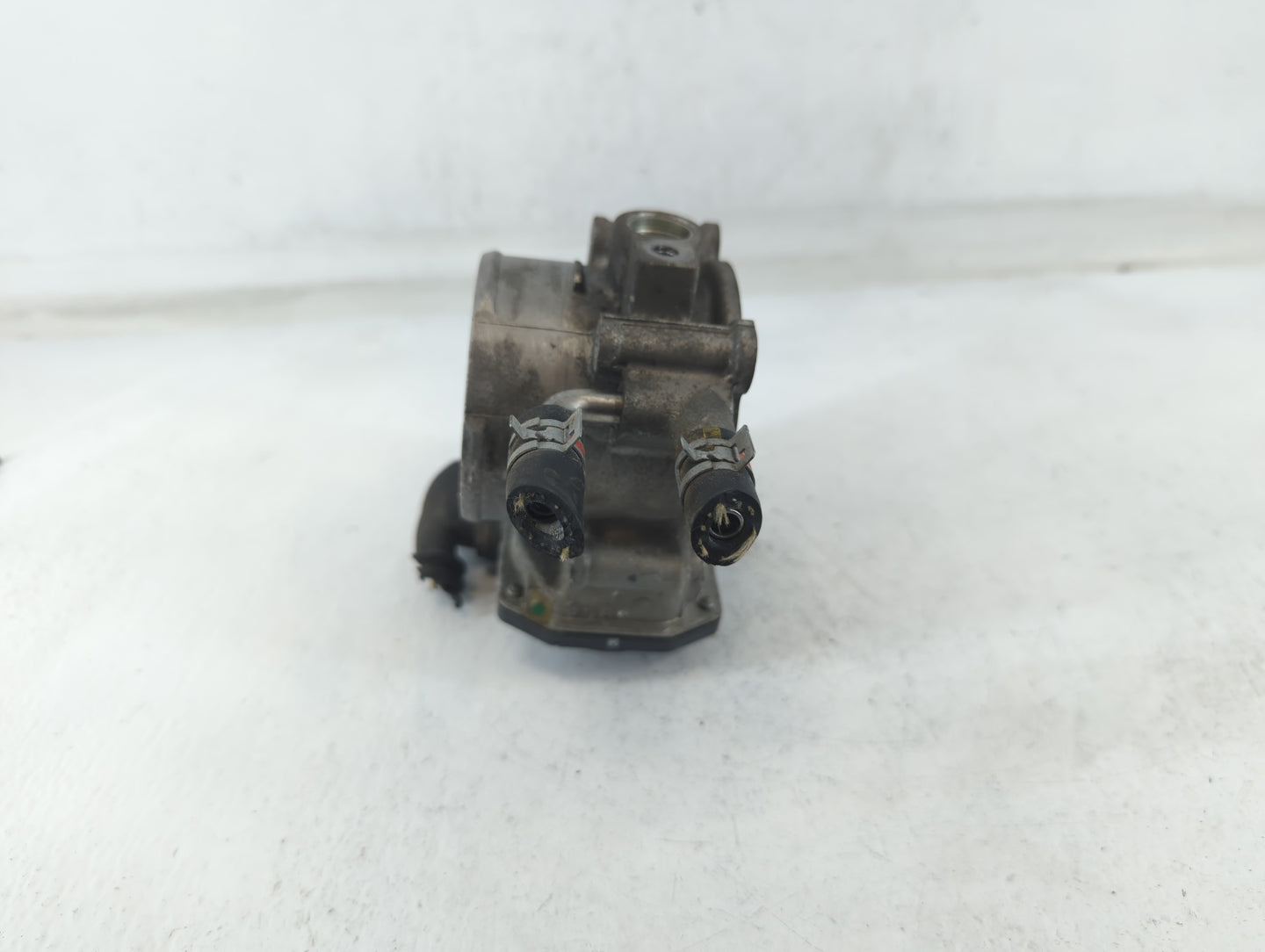 2010-2017 Toyota Camry Throttle Body P/N:01149 3B07, 22030-0V010 Fits Fits 2009 2010 2011 2012 2013 2014 2015 2016 2017 2018