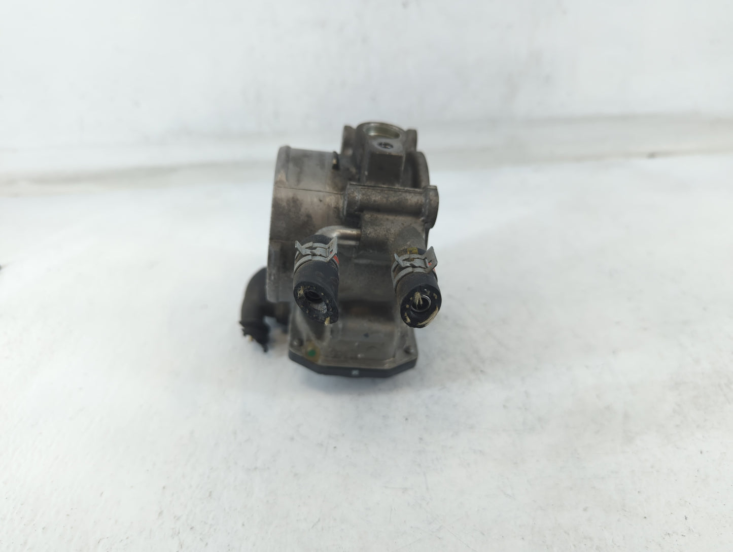 2010-2017 Toyota Camry Throttle Body P/N:01149 3B07, 22030-0V010 Fits Fits 2009 2010 2011 2012 2013 2014 2015 2016 2017 2018