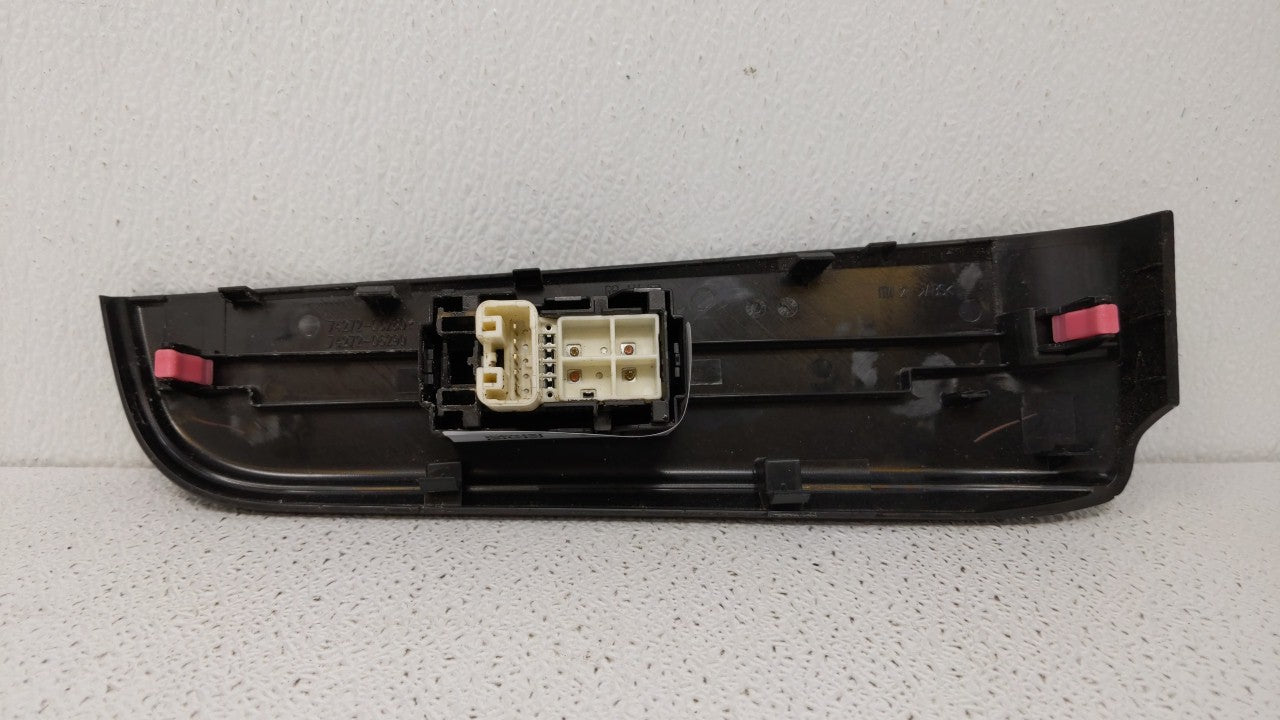 2013 Toyota Camry Passeneger Right Power Window Switch - Oemusedautoparts1.com