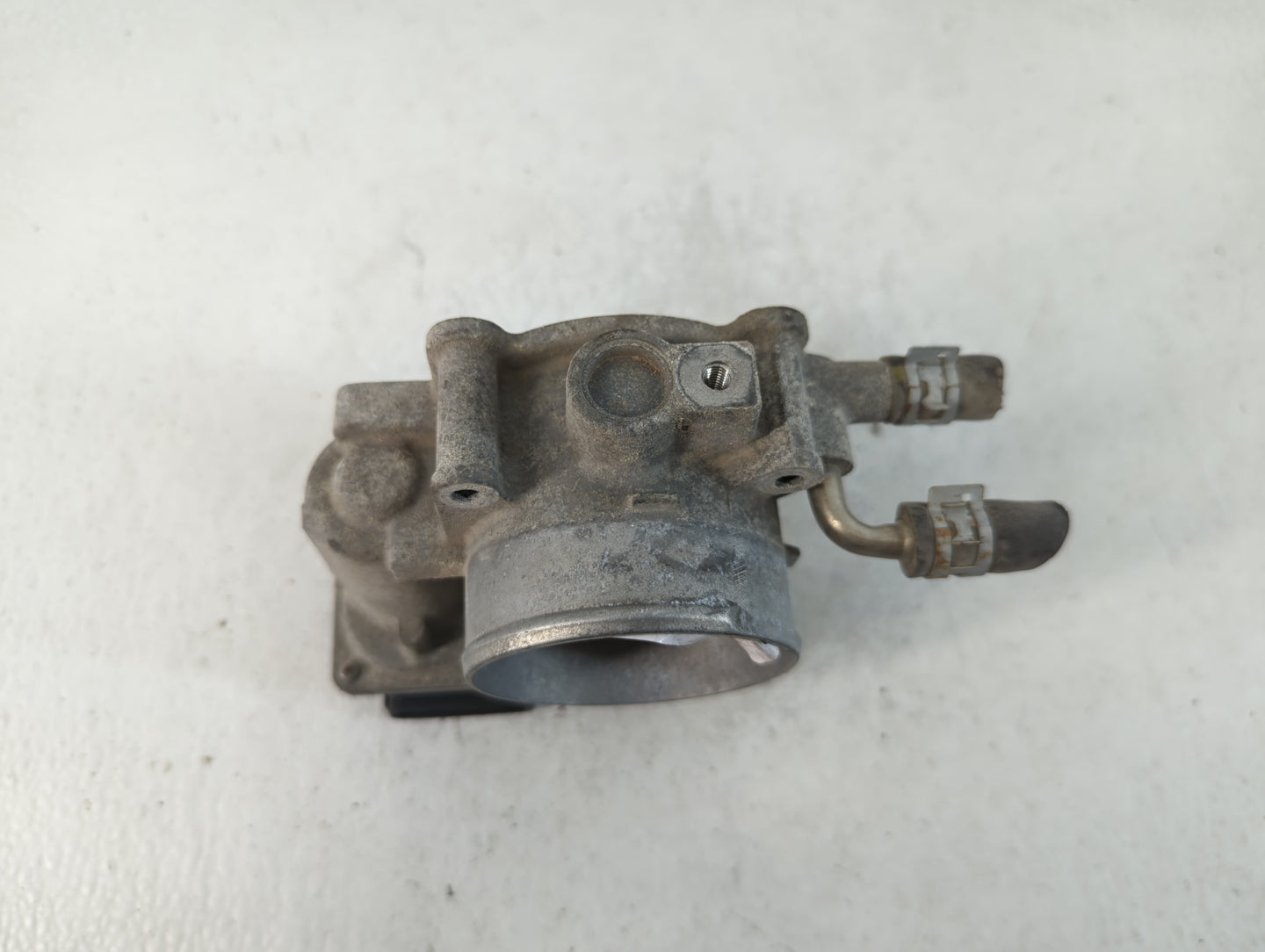 2010-2017 Toyota Camry Throttle Body P/N:22030-0V010 Fits Fits 2009 2010 2011 2012 2013 2014 2015 2016 2017 2018 2019 OEM Us
