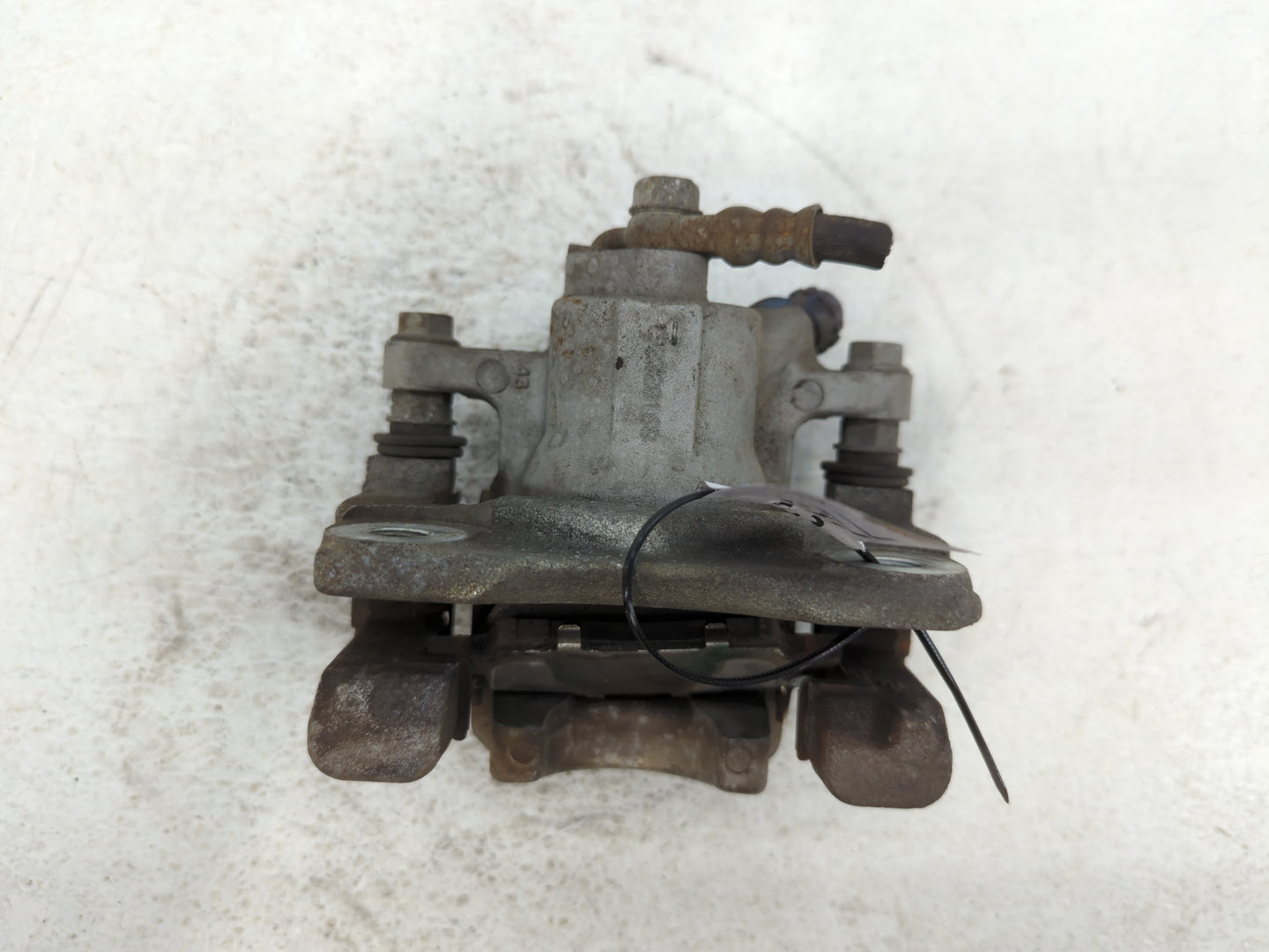 2012-2017 Toyota Camry Rear Driver Left Brake Caliper - Oemusedautoparts1.com