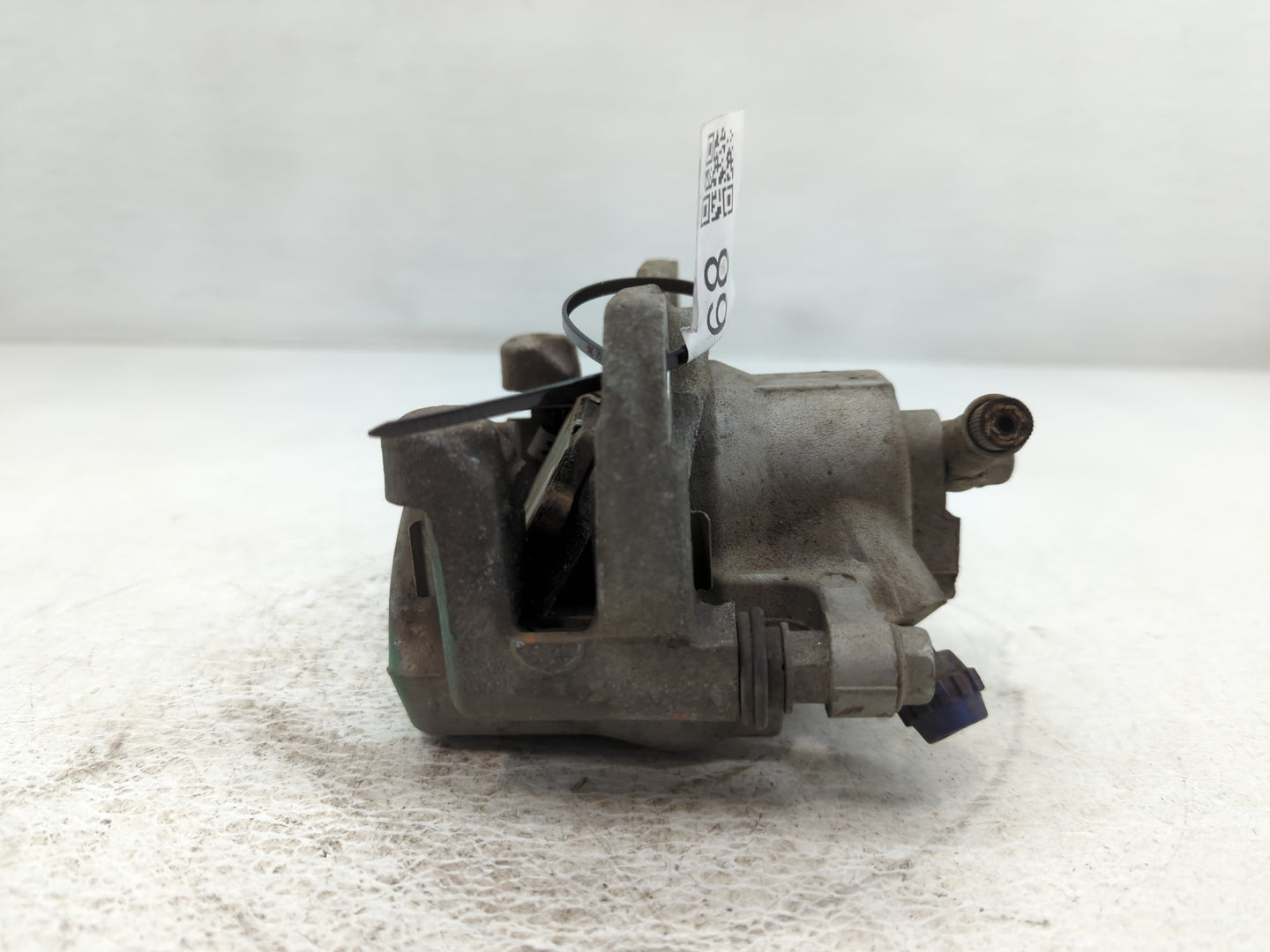 2012-2017 Toyota Camry Rear Driver Left Brake Caliper - Oemusedautoparts1.com