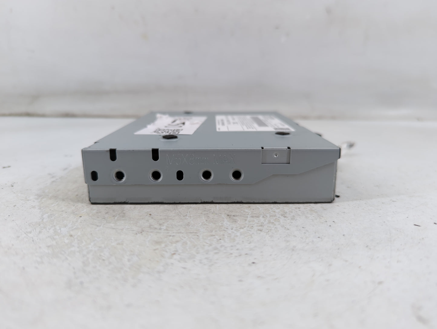 2013 Toyota Camry Radio AM FM Cd Player Receiver Replacement P/N:86180-0E011 Fits OEM Used Auto Parts - Oemusedautoparts1.co