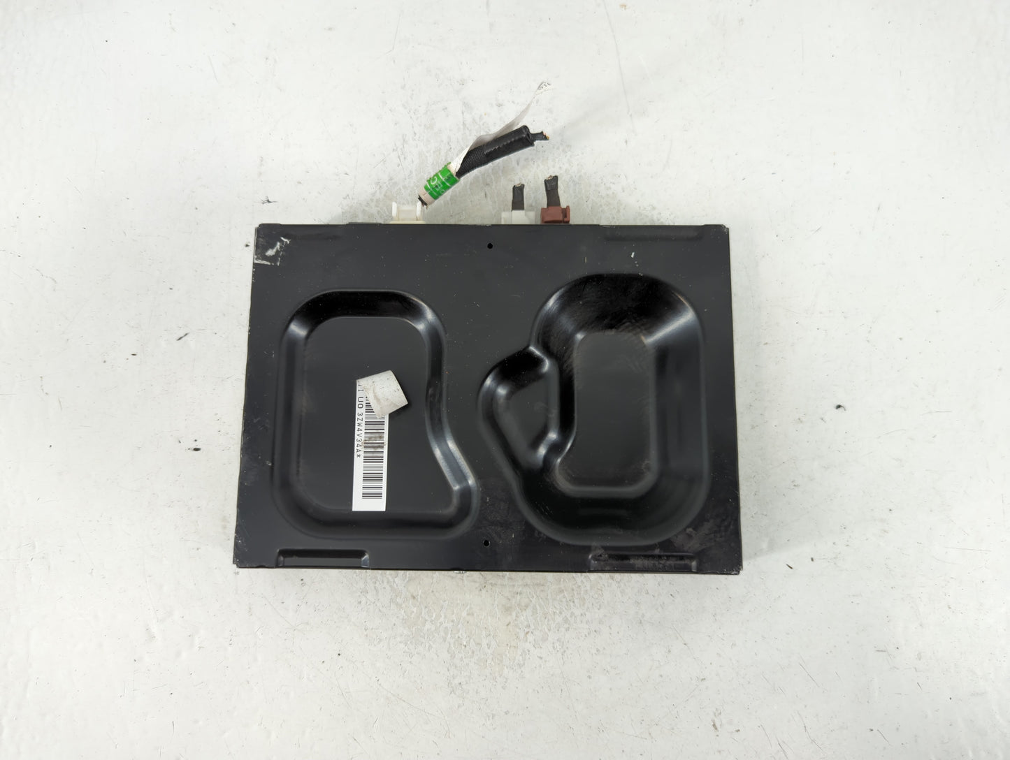 2013 Toyota Camry Radio AM FM Cd Player Receiver Replacement P/N:86180-0E011 Fits OEM Used Auto Parts - Oemusedautoparts1.co