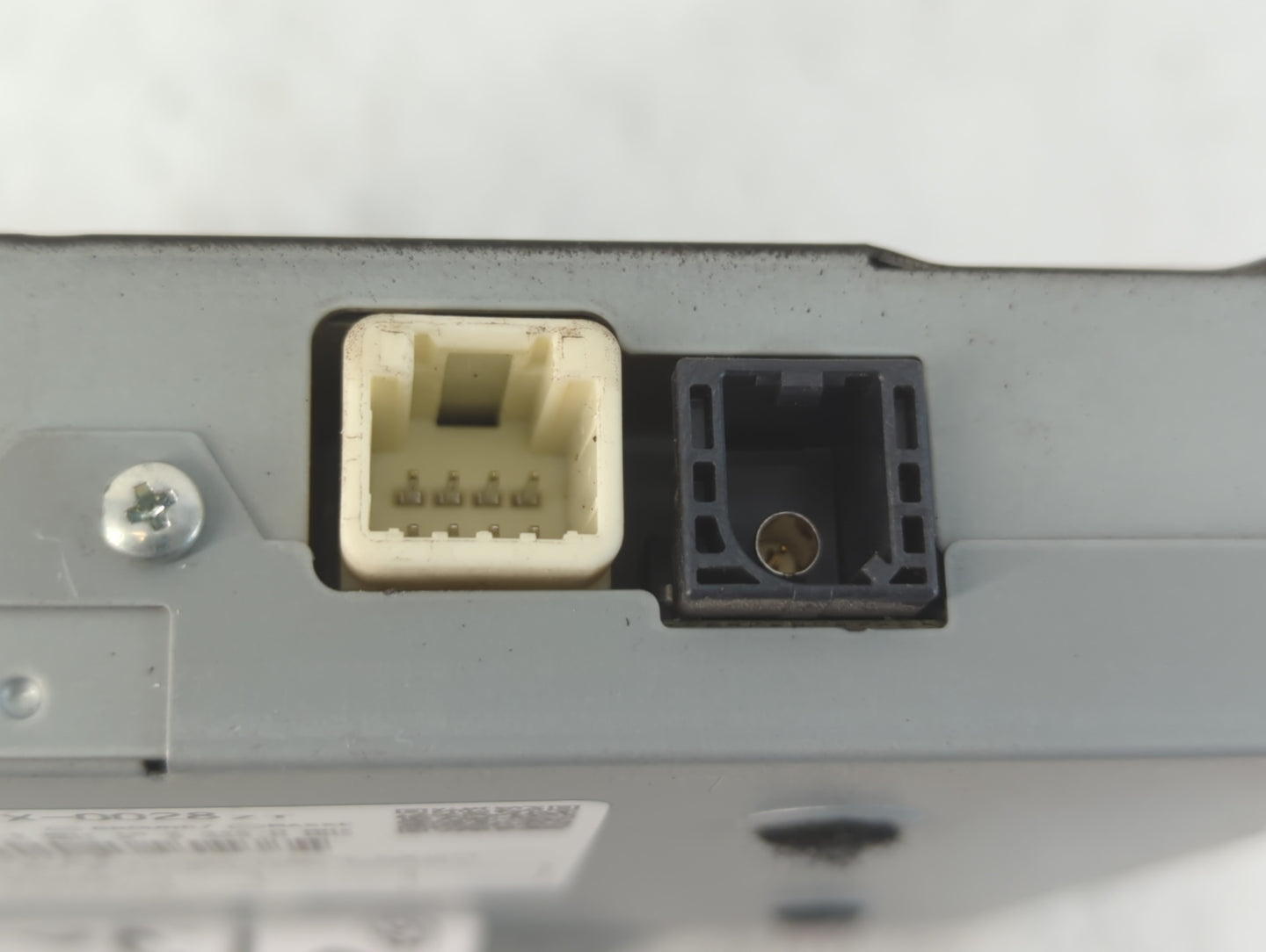 2012-2015 Toyota Camry Radio AM FM Cd Player Receiver Replacement P/N:86180-0E011 Fits Fits 2012 2013 2014 2015 OEM Used Aut