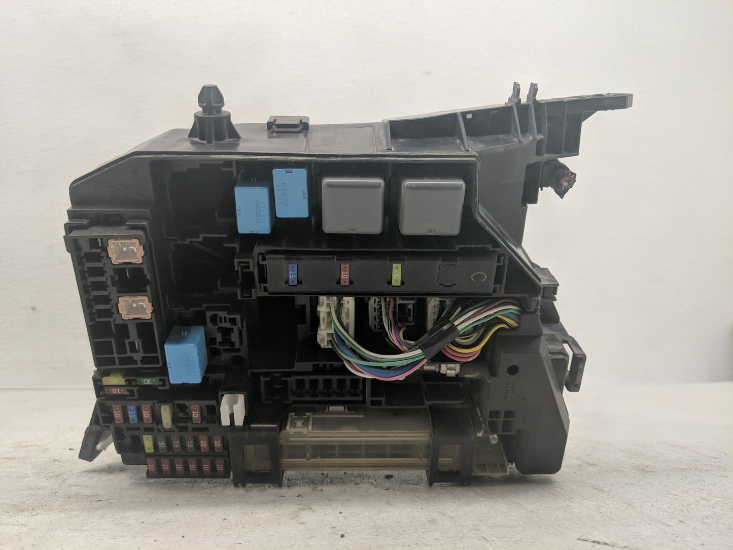 2009-2013 Toyota Corolla Fusebox Fuse Box Panel Relay Module Fits Fits 2009 2010 2011 2012 2013 2014 OEM Used Auto Parts - O