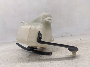 2009-2013 Toyota Corolla Radiator Coolant Overflow Expansion Tank Bottle