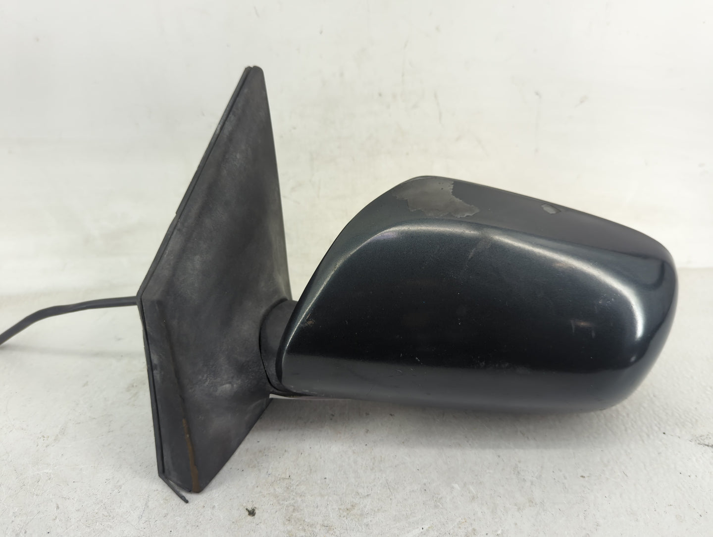 2009-2013 Toyota Corolla Driver Side View Mirror - Left Door Mirror OEM Used - Oemusedautoparts1.com