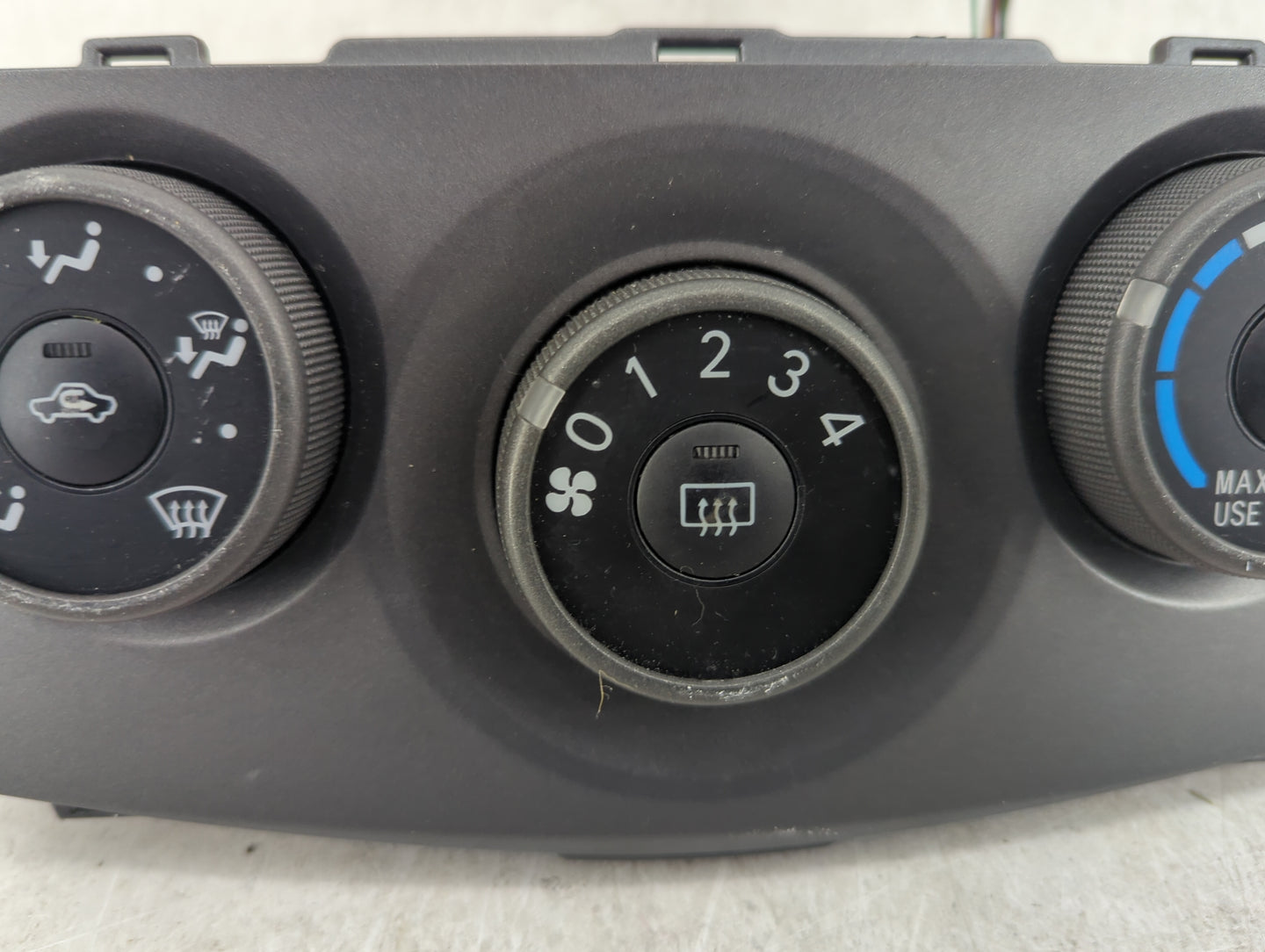 2009-2013 Toyota Corolla Climate Control Module Temperature AC/Heater Replacement P/N:75D403 Fits Fits 2009 2010 2011 2012 2