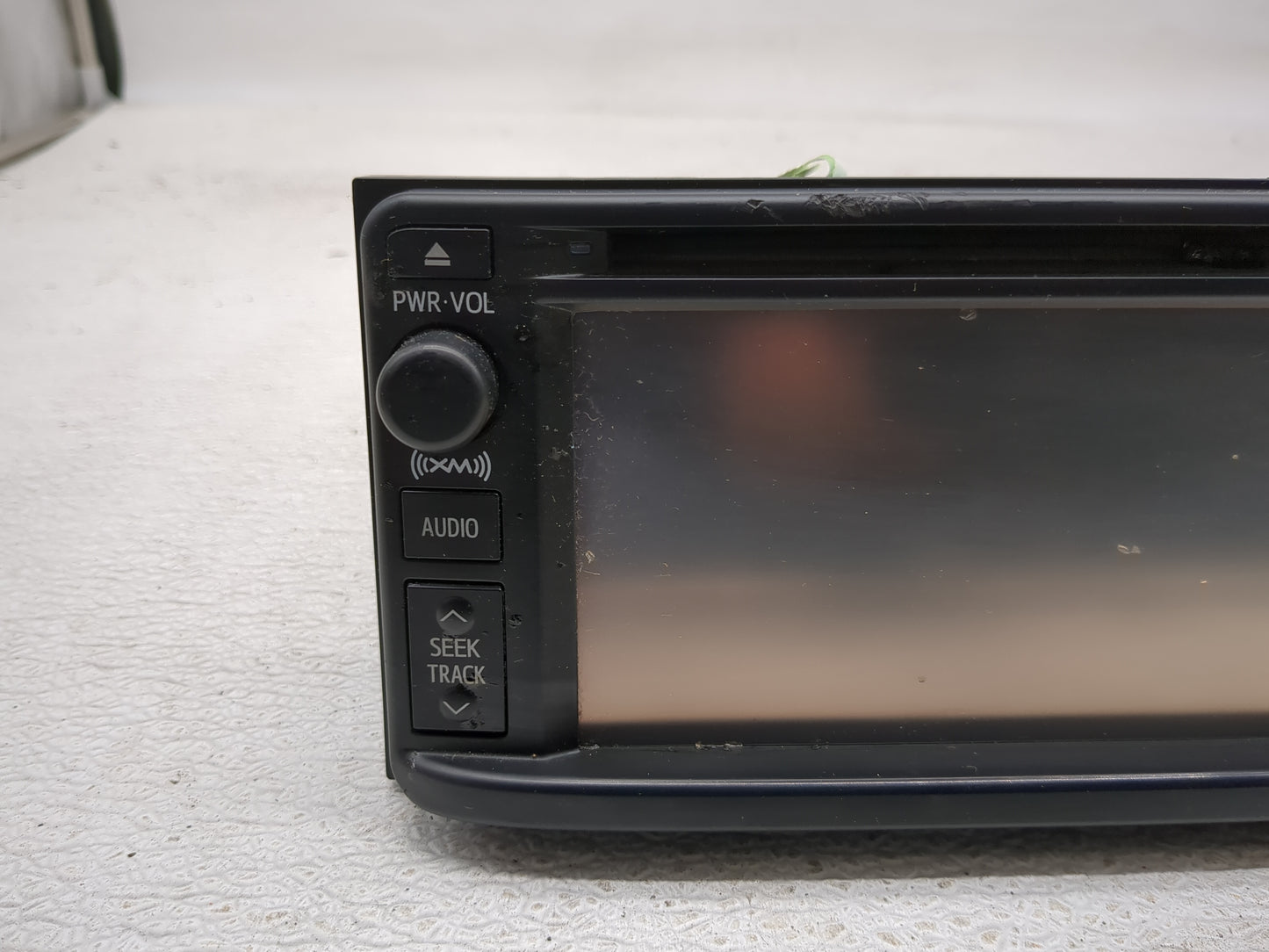 2012-2013 Toyota Corolla Radio AM FM Cd Player Receiver Replacement P/N:86140-02110 Fits Fits 2012 2013 OEM Used Auto Parts 
