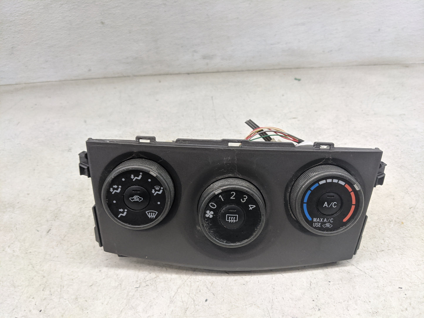 2013 Toyota Corolla Climate Control Module Temperature AC/Heater Replacement Fits OEM Used Auto Parts - Oemusedautoparts1.co