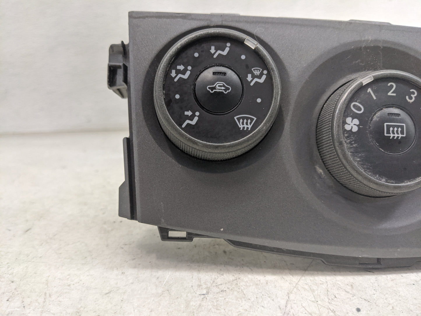2013 Toyota Corolla Climate Control Module Temperature AC/Heater Replacement Fits OEM Used Auto Parts - Oemusedautoparts1.co