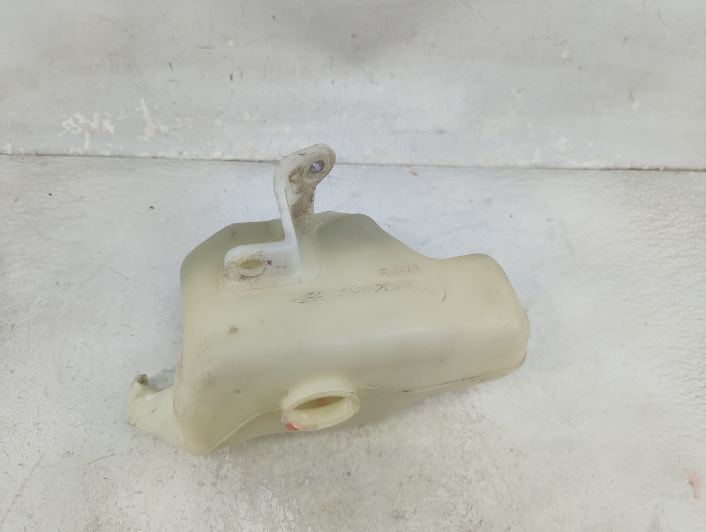 2009-2013 Toyota Corolla Radiator Coolant Overflow Expansion Tank Bottle 1465889 - Oemusedautoparts1.com