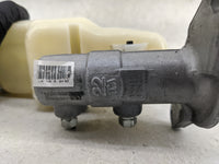 2010-2013 Toyota Corolla Brake Master Cylinder 1467582 - Oemusedautoparts1.com