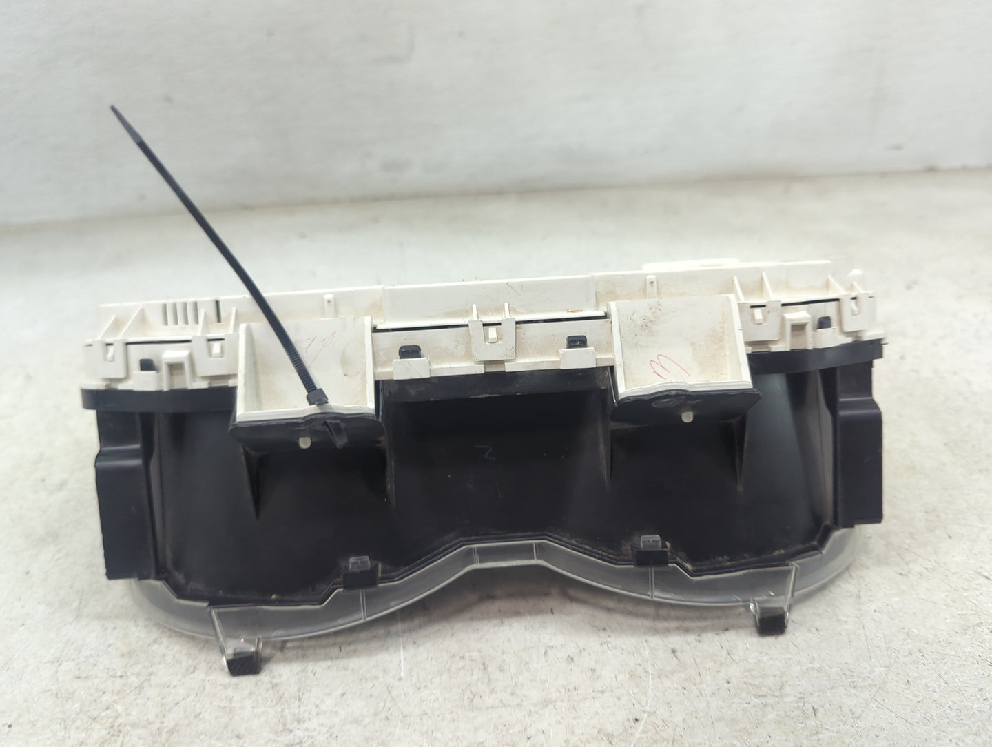 2012-2013 Toyota Corolla Instrument Cluster Speedometer Gauges P/N:83800-F2130-00 TN157550-9944 Miles:118K Fits Fits 2012 20