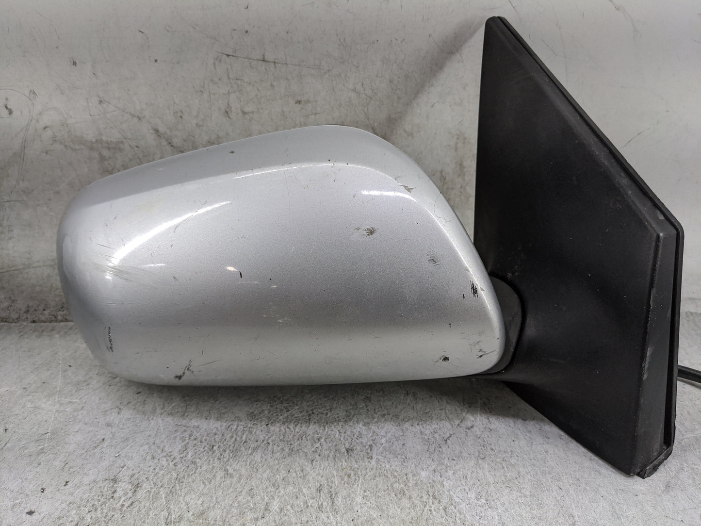 2009-2013 Toyota Corolla Passenger Side View Mirror - Right Door Mirror OEM Used - Oemusedautoparts1.com