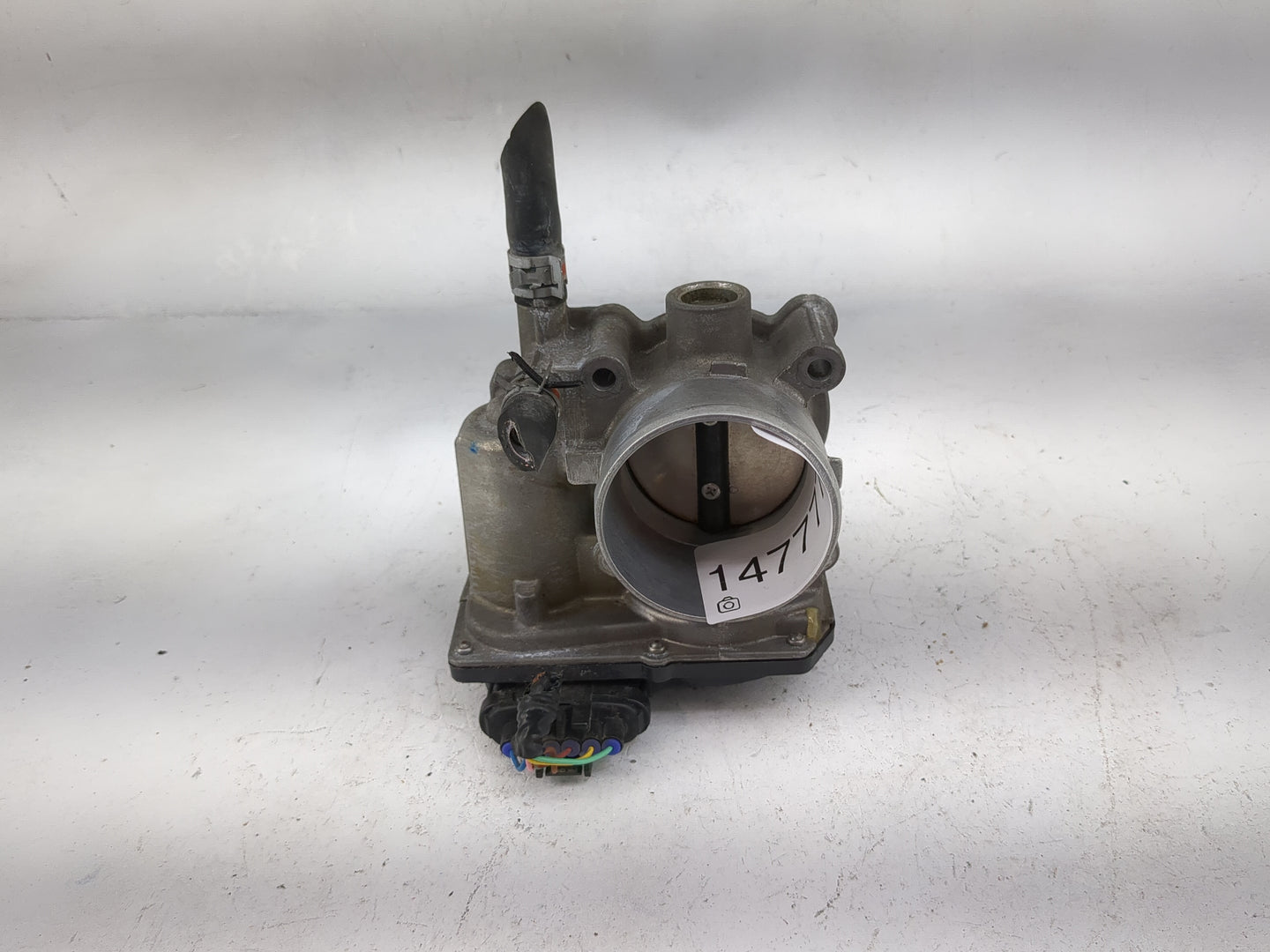 2011-2019 Toyota Corolla Throttle Body P/N:22030-0T080 Fits Fits 2011 2012 2013 2014 2015 2016 2017 2018 2019 OEM Used Auto 