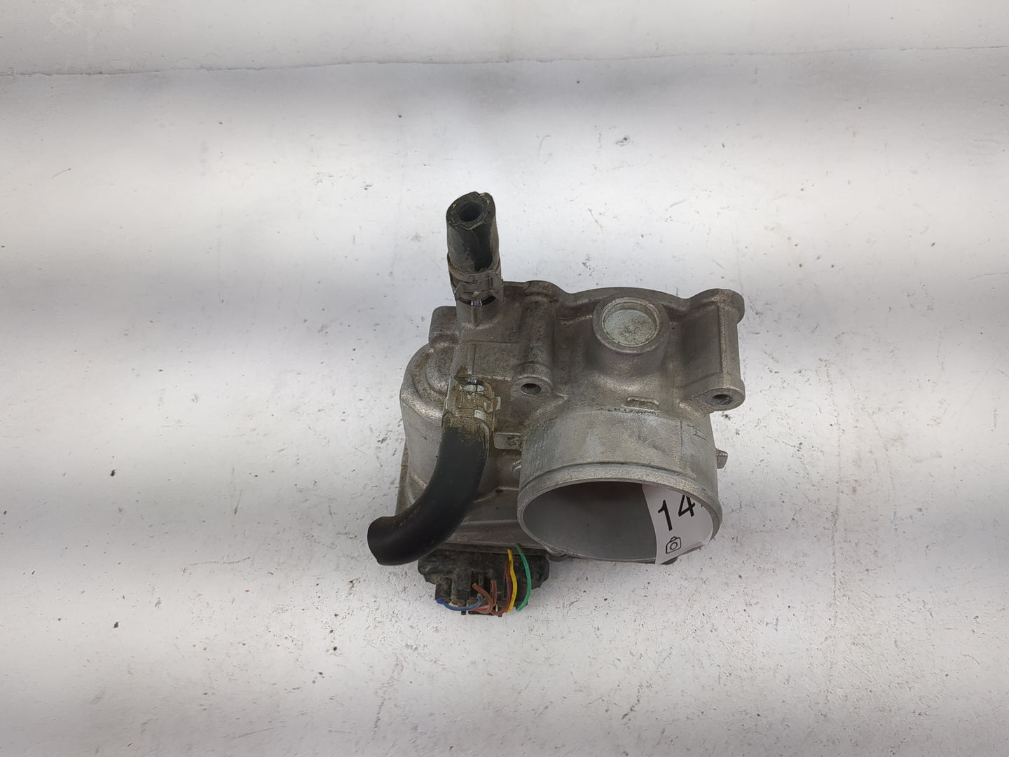 2011-2019 Toyota Corolla Throttle Body P/N:22030-0T080 Fits Fits 2011 2012 2013 2014 2015 2016 2017 2018 2019 OEM Used Auto 