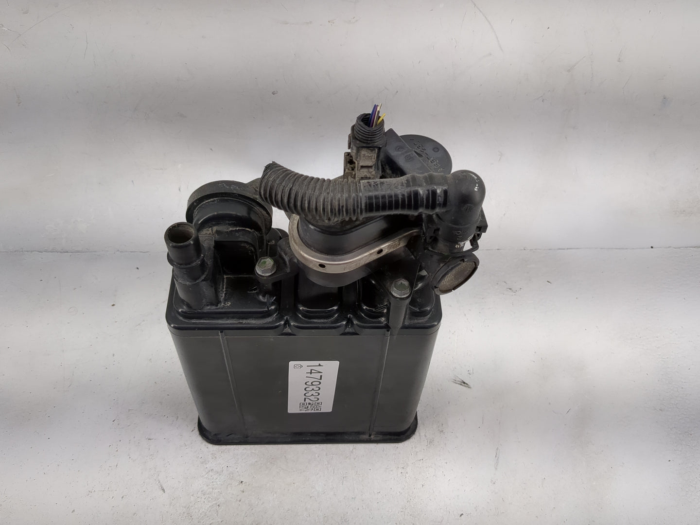 2013 Toyota Corolla Fuel Vapor Charcoal Canister 1479332 - Oemusedautoparts1.com