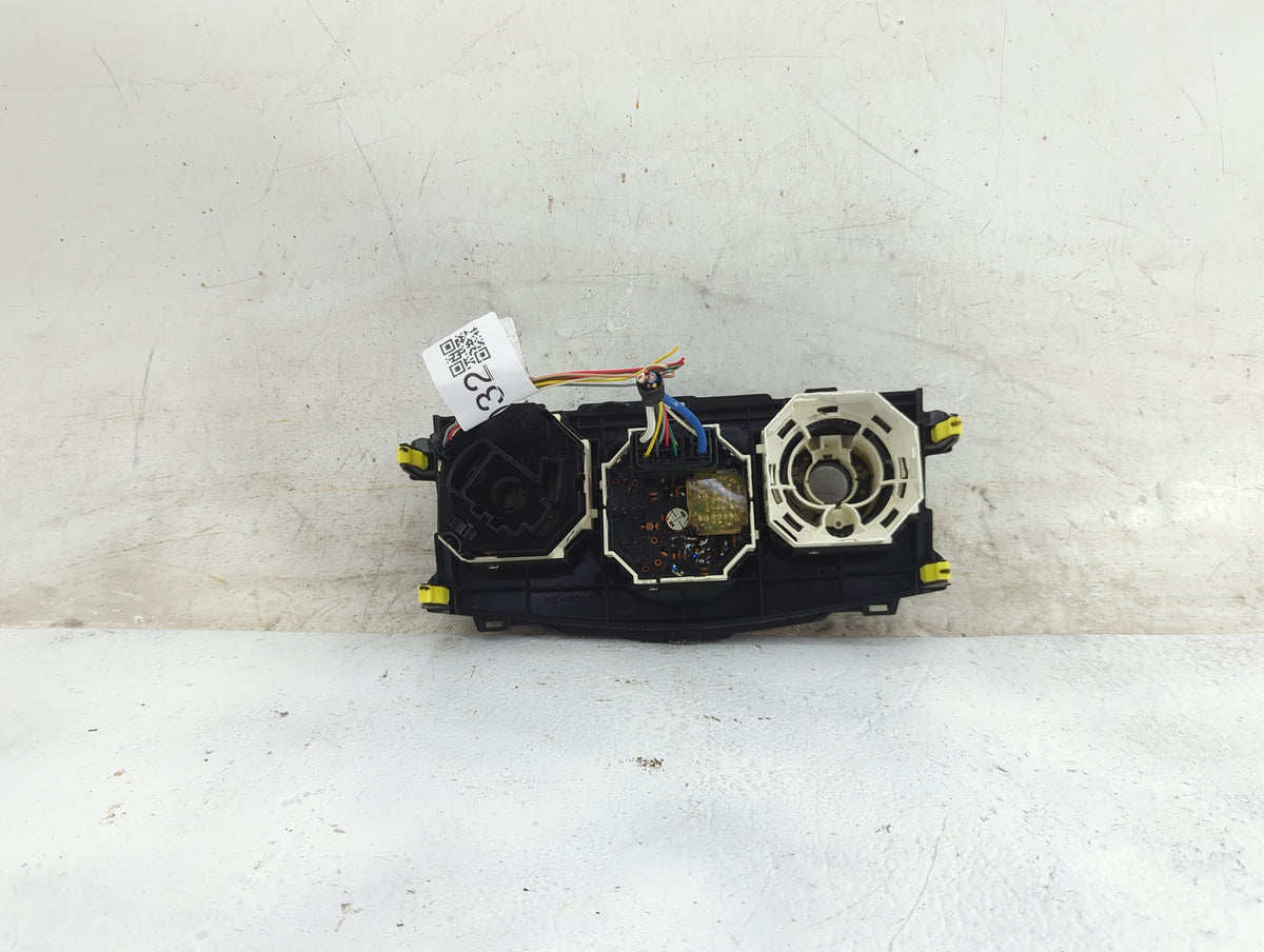 2009-2013 Toyota Corolla Climate Control Module Temperature AC/Heater Replacement P/N:75D401 Fits Fits 2009 2010 2011 2012 2