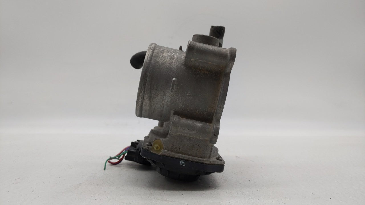 2011-2018 Toyota Corolla Throttle Body P/N:22030-0T080 Fits Fits 2011 2012 2013 2014 2015 2016 2017 2018 OEM Used Auto Parts