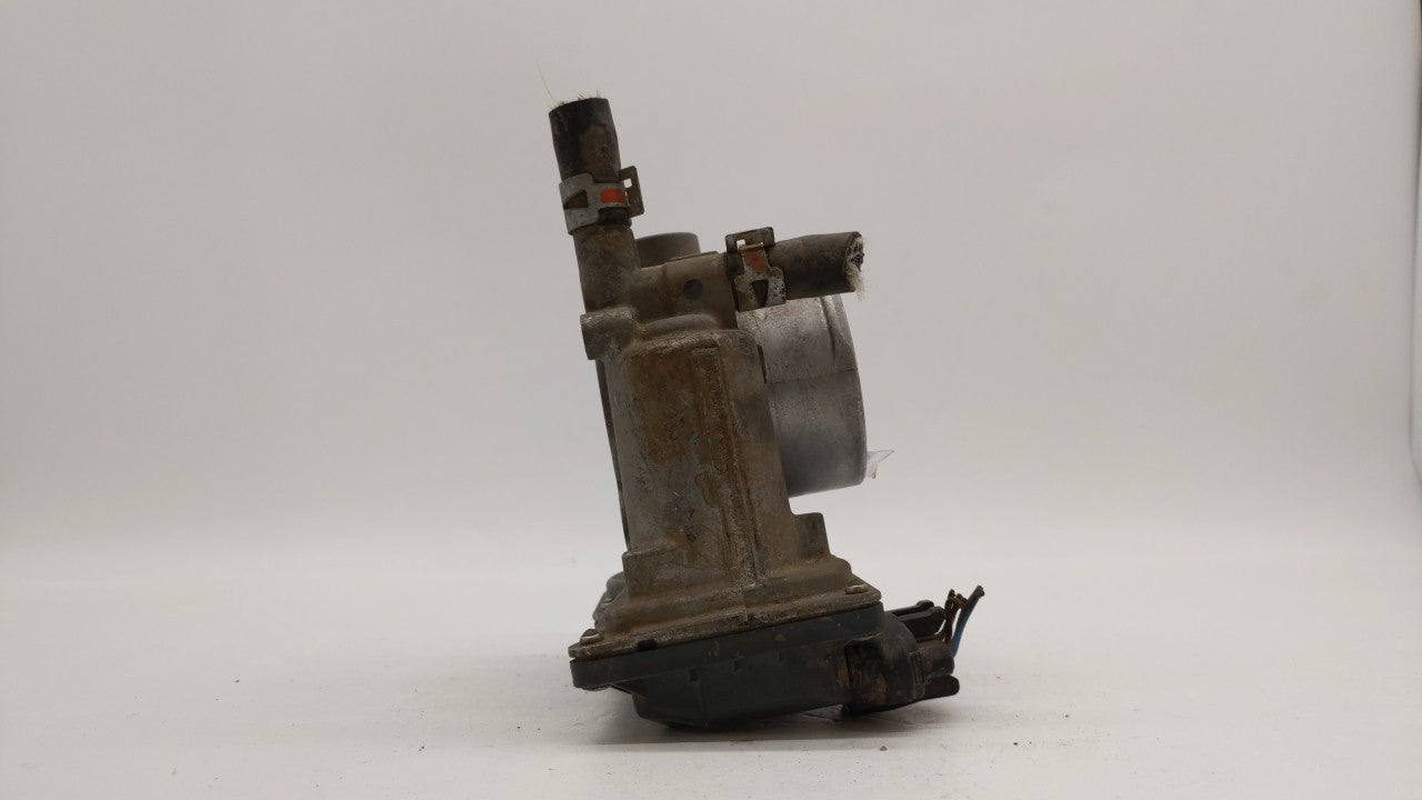 2011-2018 Toyota Corolla Throttle Body P/N:22030-0T080 Fits Fits 2011 2012 2013 2014 2015 2016 2017 2018 OEM Used Auto Parts