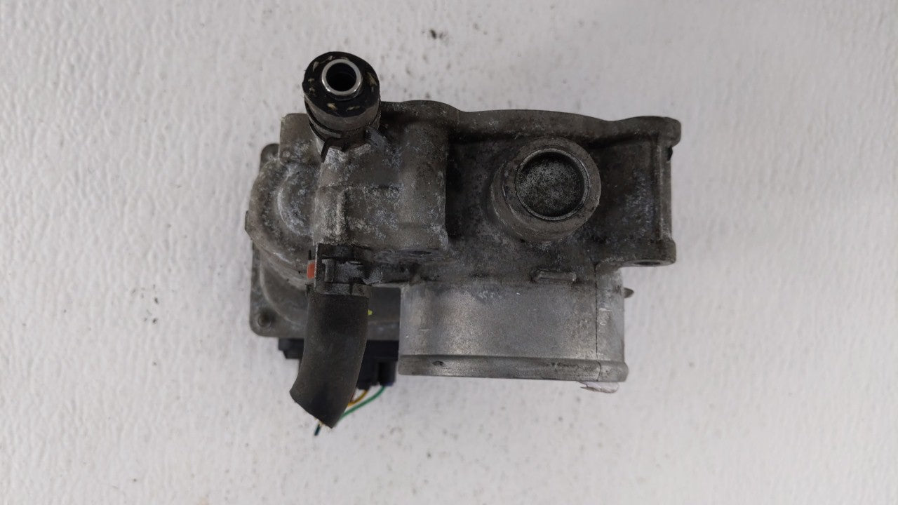 2011-2018 Toyota Corolla Throttle Body P/N:22030-0T080 Fits Fits 2011 2012 2013 2014 2015 2016 2017 2018 OEM Used Auto Parts