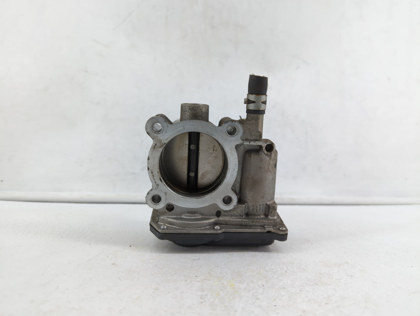 2011-2018 Toyota Corolla Throttle Body P/N:22030-0T080 Fits Fits 2011 2012 2013 2014 2015 2016 2017 2018 OEM Used Auto Parts