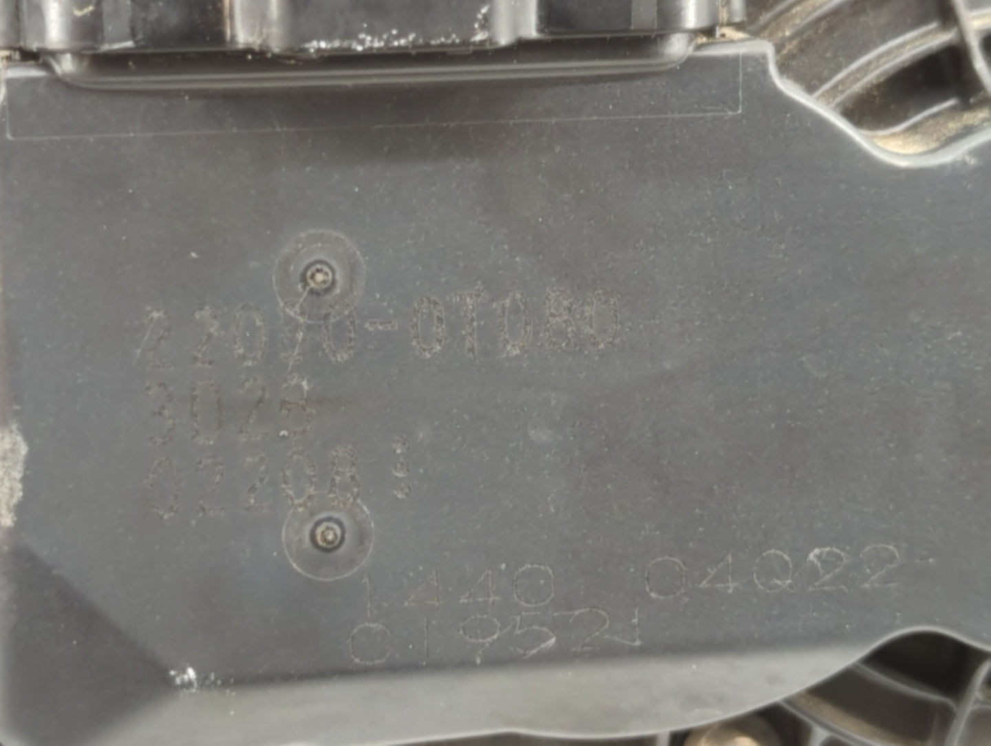 2011-2018 Toyota Corolla Throttle Body P/N:22030-0T080 Fits Fits 2011 2012 2013 2014 2015 2016 2017 2018 OEM Used Auto Parts