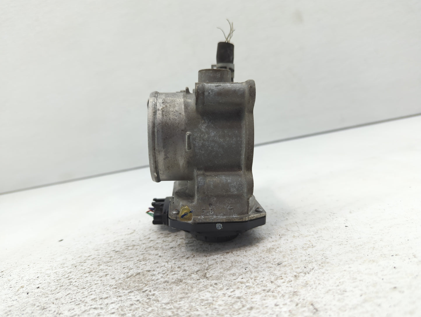 2011-2019 Toyota Corolla Throttle Body P/N:22030-0T080 Fits Fits 2011 2012 2013 2014 2015 2016 2017 2018 2019 OEM Used Auto 