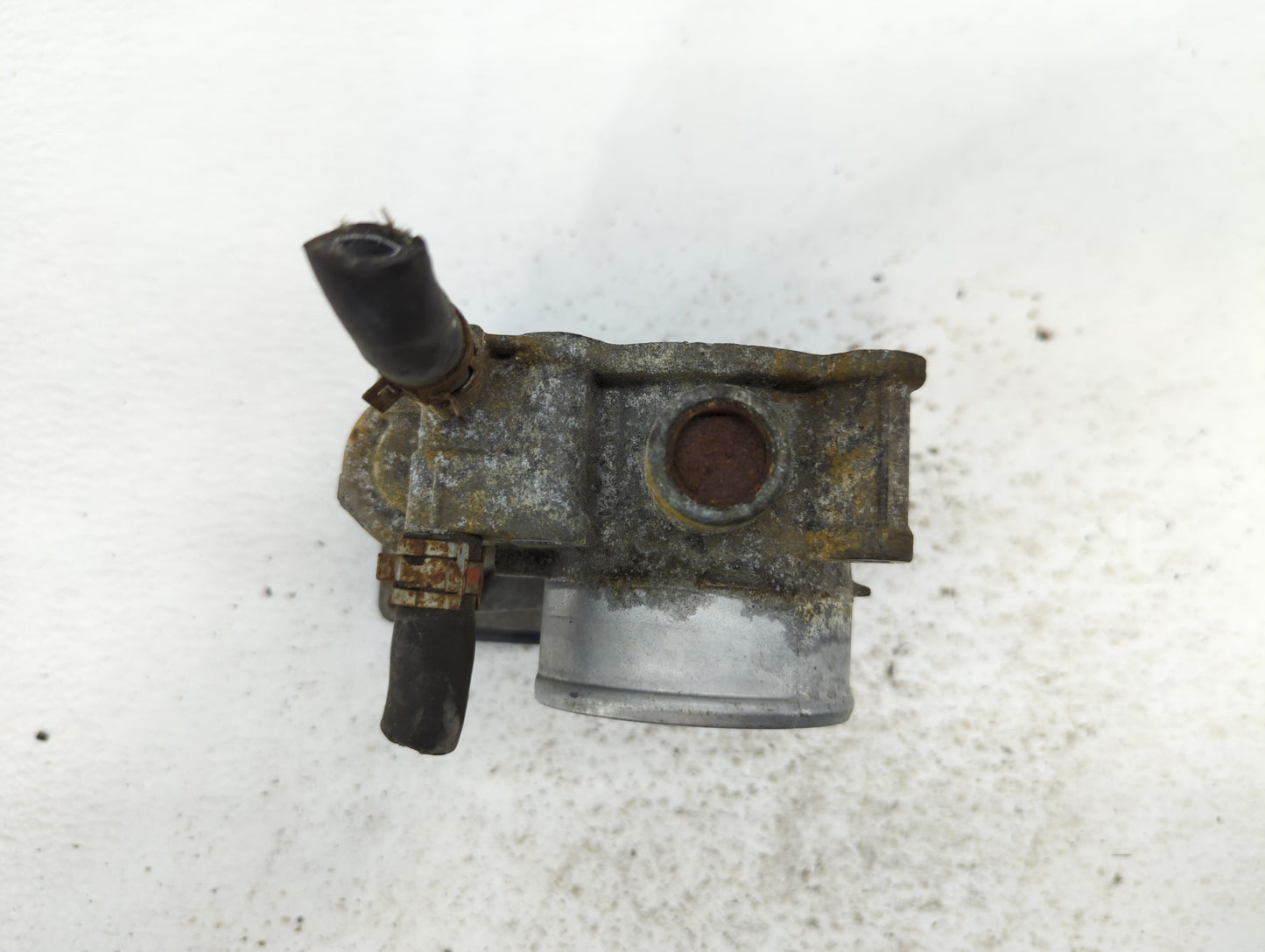 2011-2019 Toyota Corolla Throttle Body P/N:22030-0T080 Fits Fits 2011 2012 2013 2014 2015 2016 2017 2018 2019 OEM Used Auto 