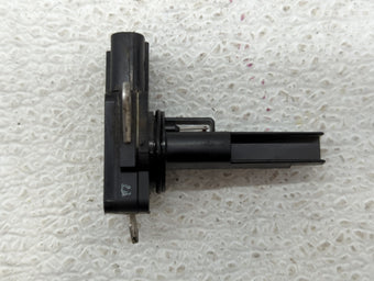compare product 2009-2019 Toyota Corolla Mass Air Flow Meter Maf