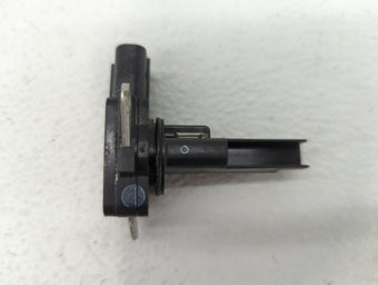 compare product 2009-2019 Toyota Corolla Mass Air Flow Meter Maf Sensor 617230