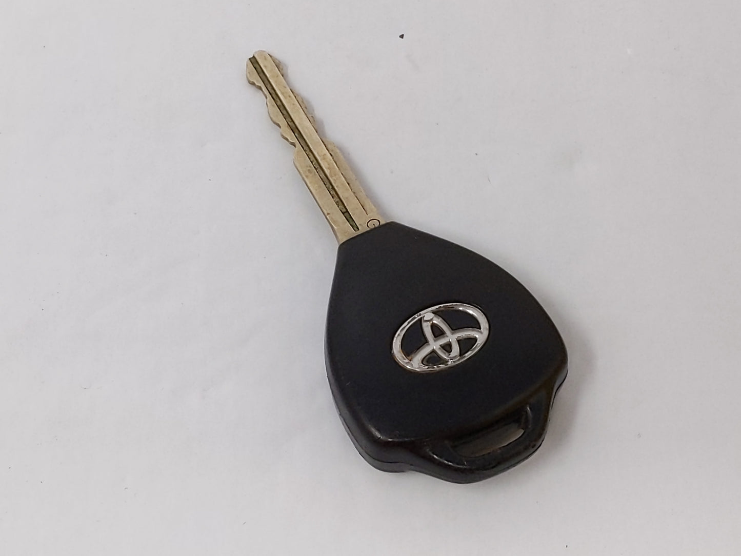 2010-2013 Toyota Corolla Keyless Entry Remote Gq4-29t G Chip 4 Buttons Car - Oemusedautoparts1.com