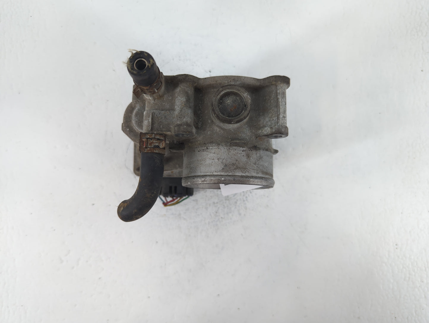 2011-2019 Toyota Corolla Throttle Body P/N:22030-0T080 Fits Fits 2011 2012 2013 2014 2015 2016 2017 2018 2019 OEM Used Auto 