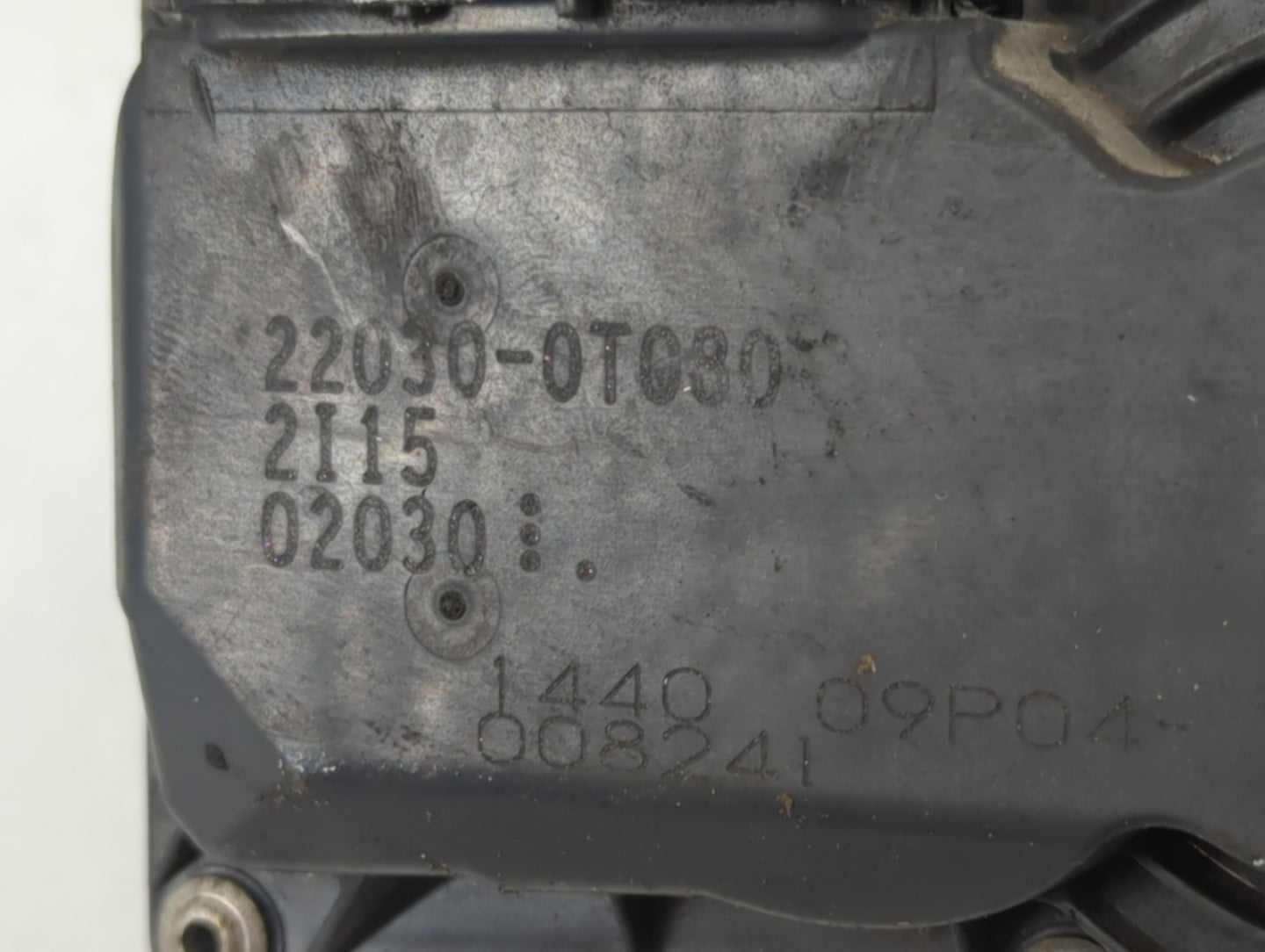 2011-2019 Toyota Corolla Throttle Body P/N:22030-0T080 Fits Fits 2011 2012 2013 2014 2015 2016 2017 2018 2019 OEM Used Auto 