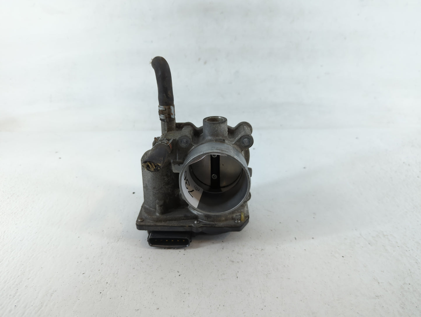 2011-2019 Toyota Corolla Throttle Body P/N:22030-0T080 Fits Fits 2011 2012 2013 2014 2015 2016 2017 2018 2019 OEM Used Auto 