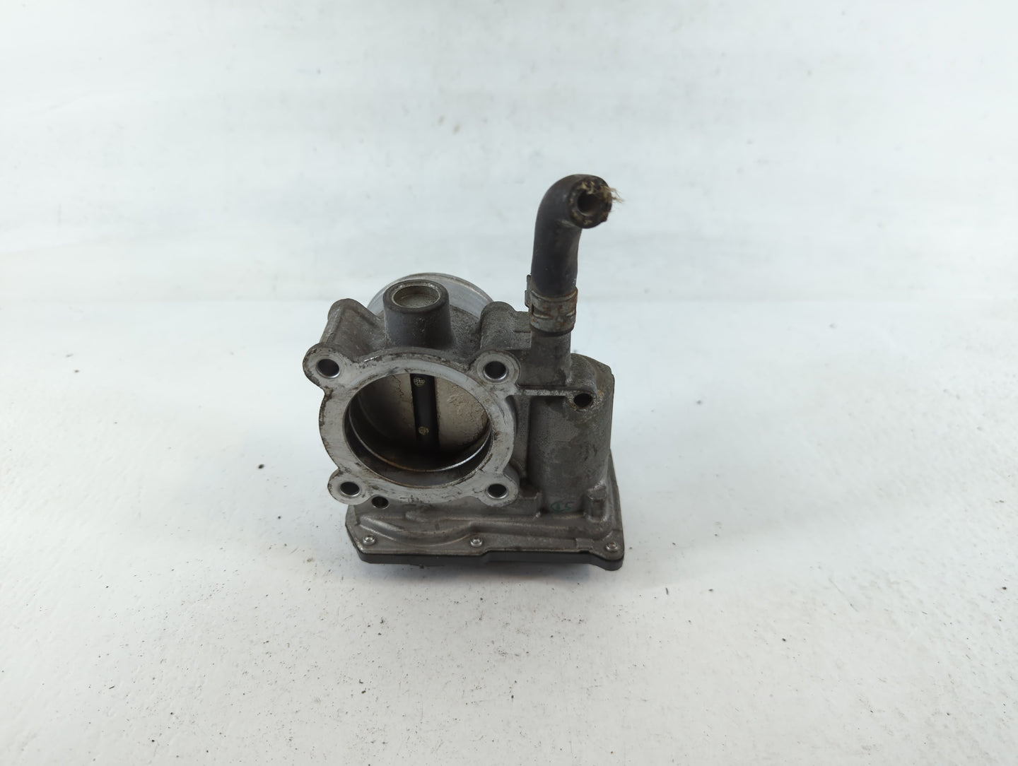 2011-2019 Toyota Corolla Throttle Body P/N:22030-0T080 Fits Fits 2011 2012 2013 2014 2015 2016 2017 2018 2019 OEM Used Auto 