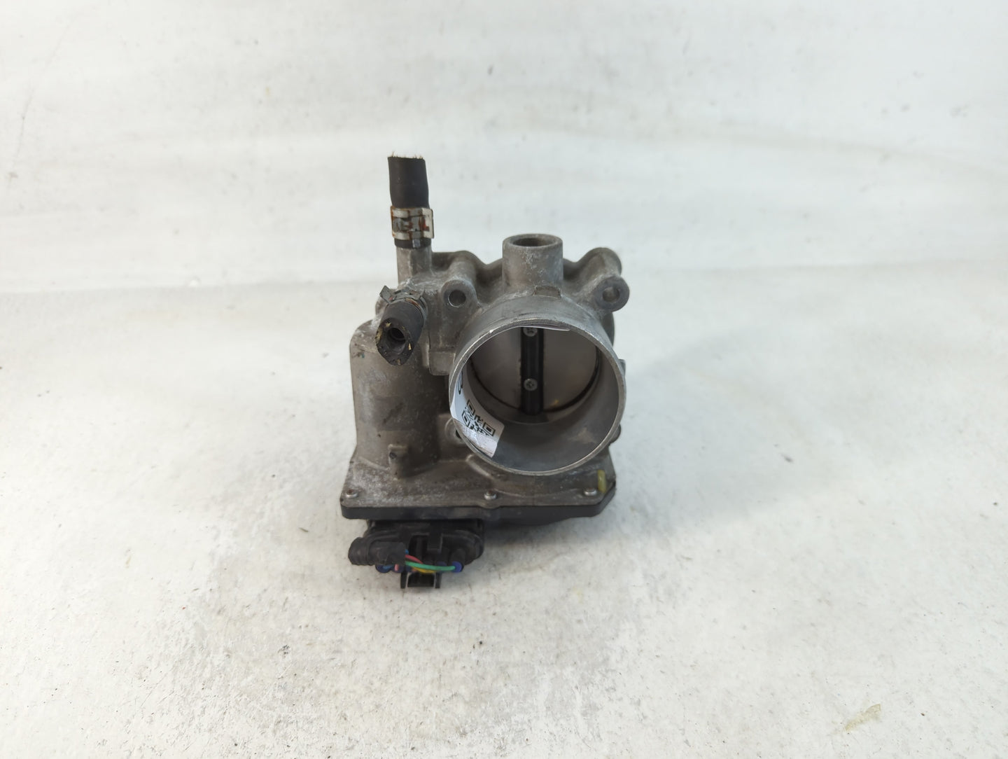 2011-2019 Toyota Corolla Throttle Body P/N:22030-0T080 Fits Fits 2011 2012 2013 2014 2015 2016 2017 2018 2019 OEM Used Auto 