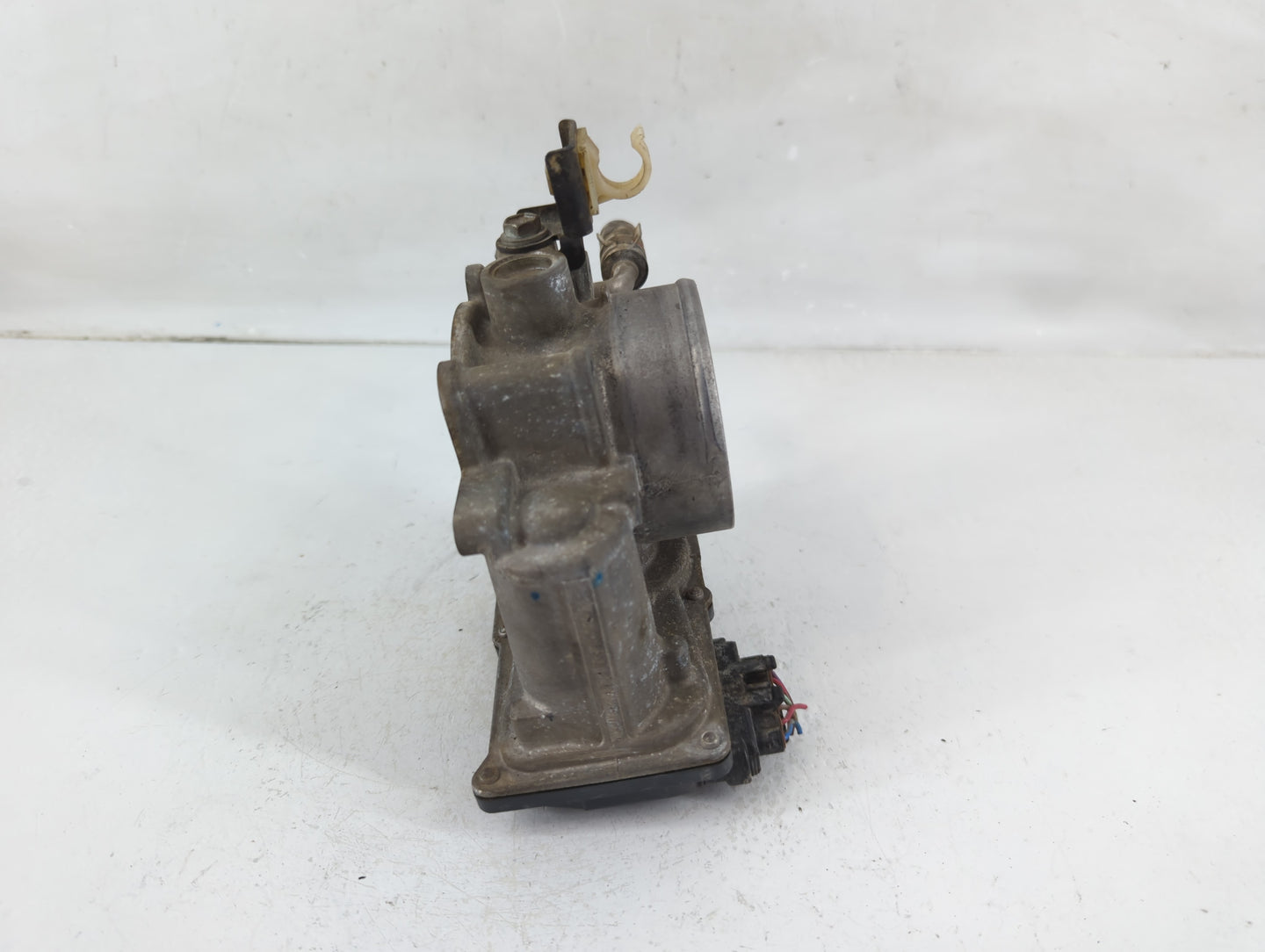 2009-2019 Toyota Highlander Throttle Body P/N:22030-0V010 Fits Fits 2009 2010 2011 2012 2013 2014 2015 2016 2017 2018 2019 O