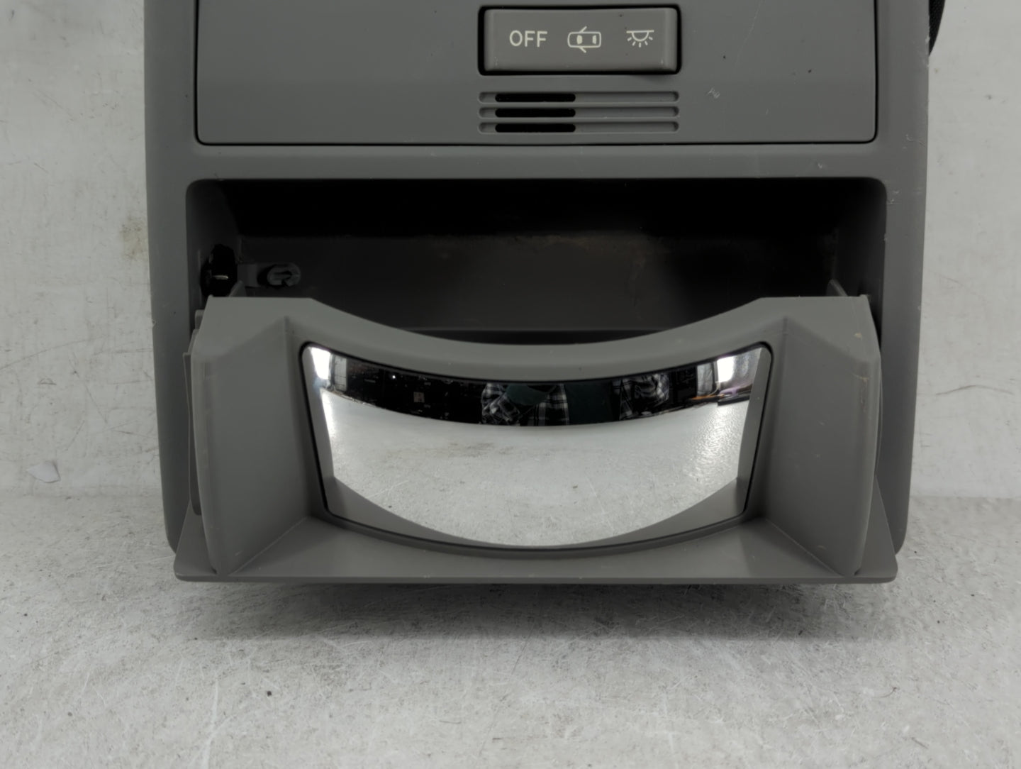 2008-2013 Toyota Highlander Overhead Roof Console - Oemusedautoparts1.com