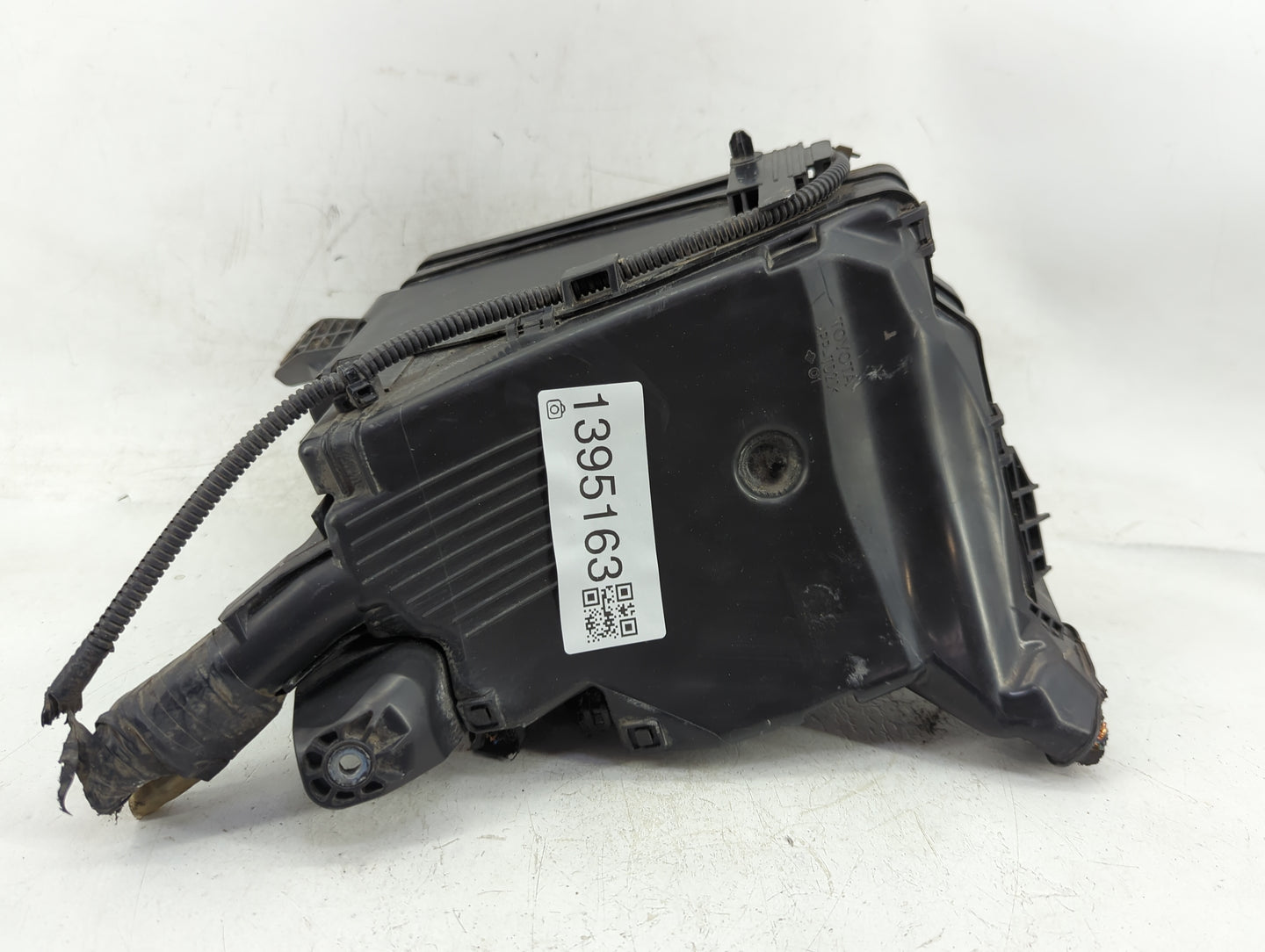 2011-2013 Toyota Highlander Fusebox Fuse Box Panel Relay Module Fits Fits 2011 2012 2013 OEM Used Auto Parts - Oemusedautopa