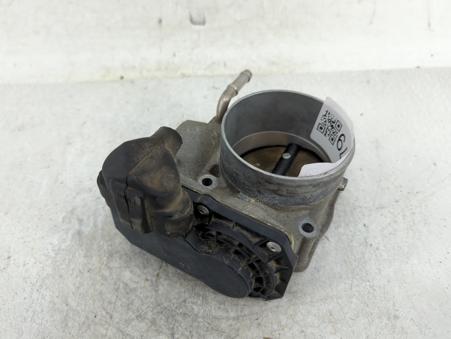2008-2016 Toyota Highlander Throttle Body P/N:2203031030 Fits OEM Used Auto Parts - Oemusedautoparts1.com
