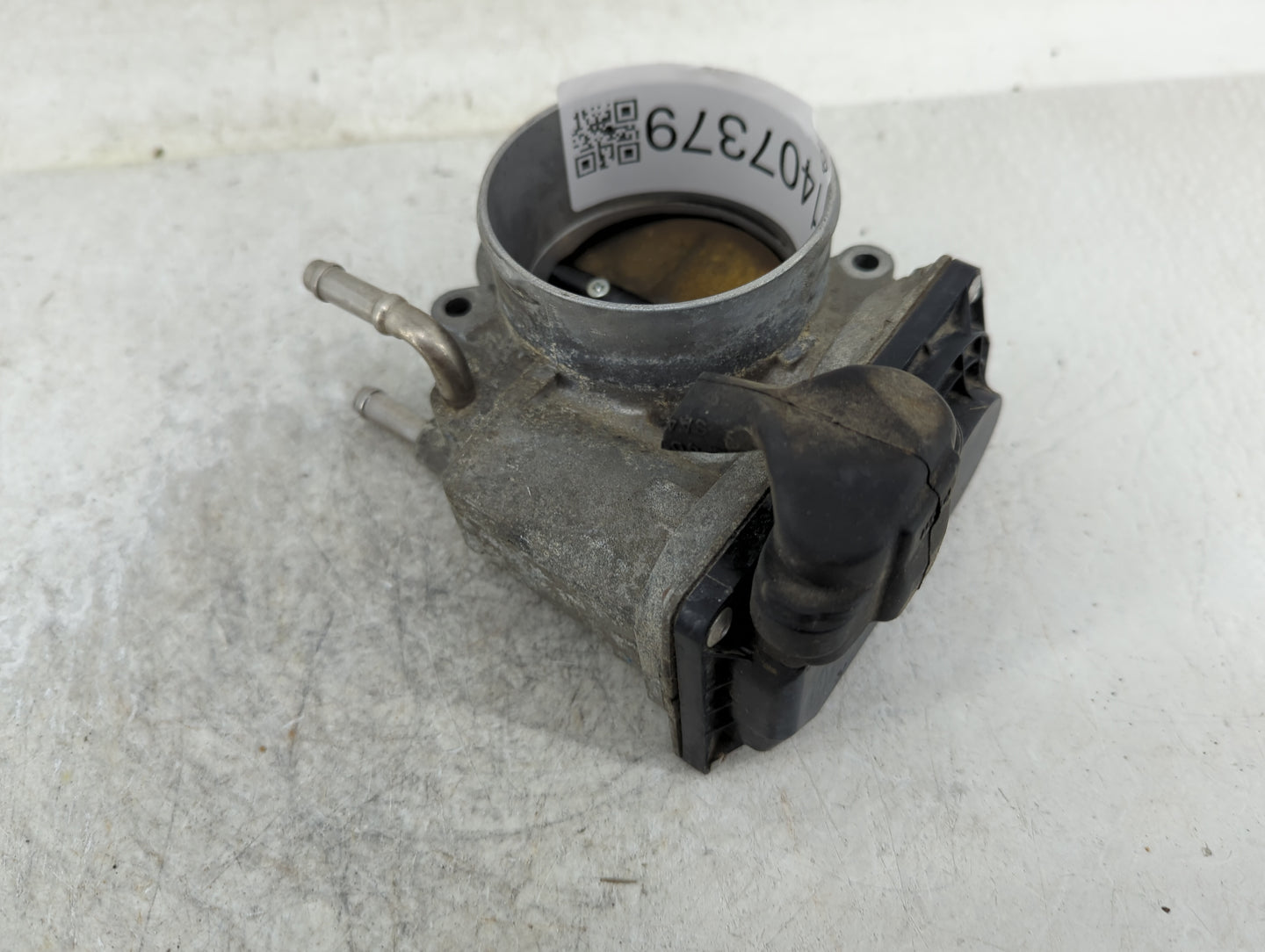 2008-2016 Toyota Highlander Throttle Body P/N:2203031030 Fits OEM Used Auto Parts - Oemusedautoparts1.com