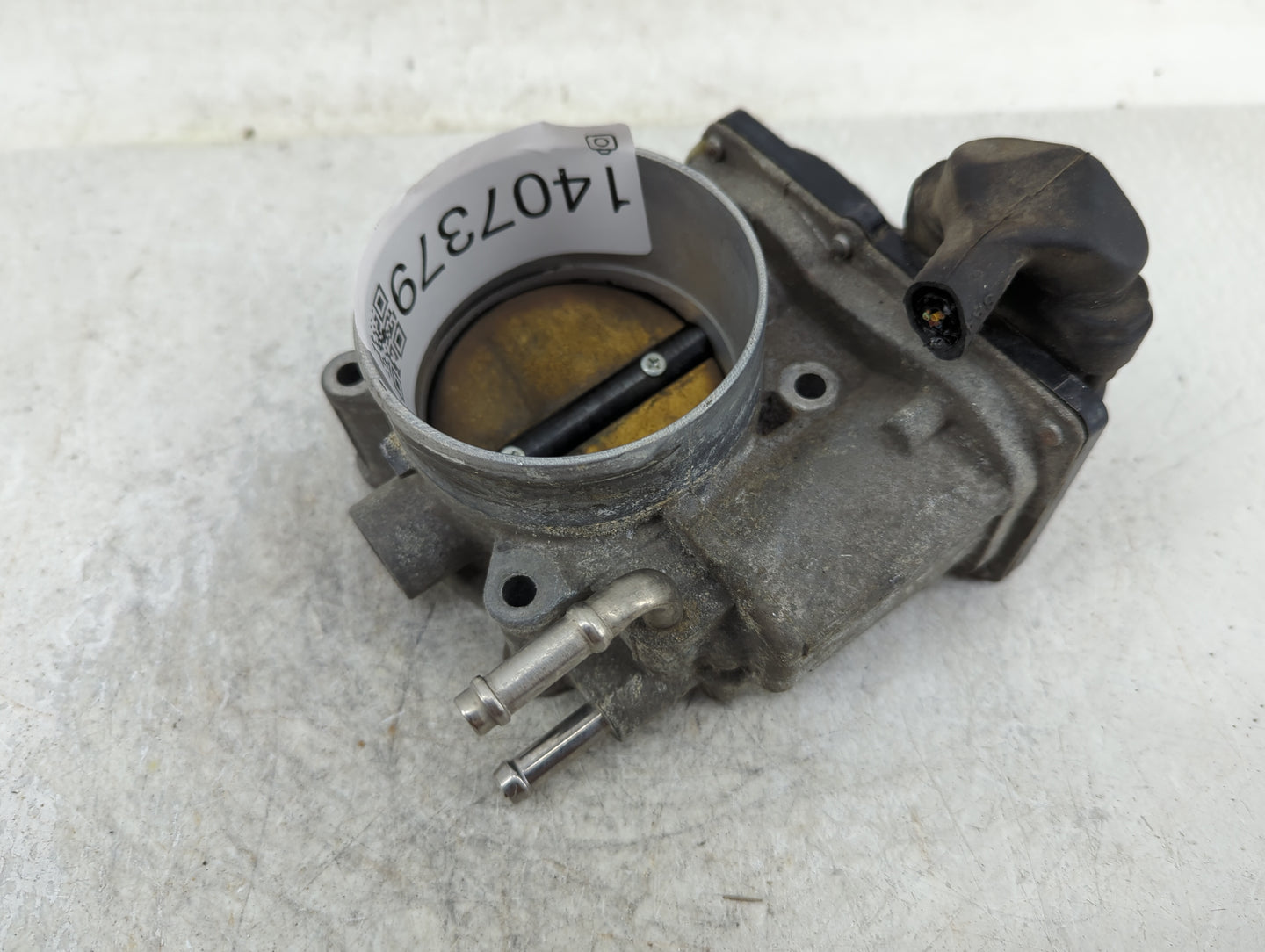 2008-2016 Toyota Highlander Throttle Body P/N:2203031030 Fits OEM Used Auto Parts - Oemusedautoparts1.com