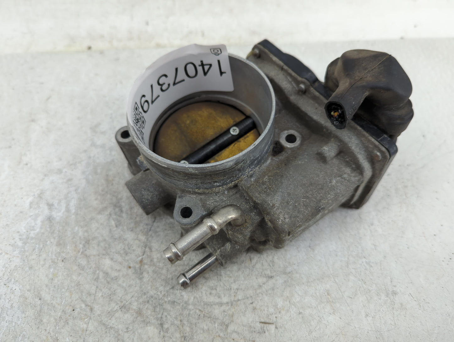 2008-2016 Toyota Highlander Throttle Body P/N:2203031030 Fits OEM Used Auto Parts - Oemusedautoparts1.com