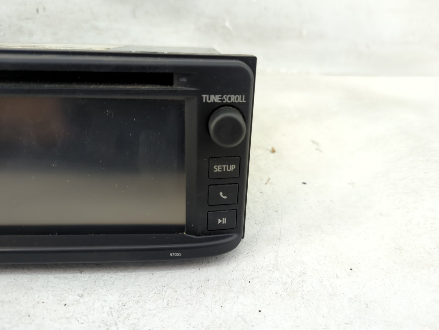 2013 Toyota Highlander Radio AM FM Cd Player Receiver Replacement P/N:86140-0E110 Fits OEM Used Auto Parts - Oemusedautopart