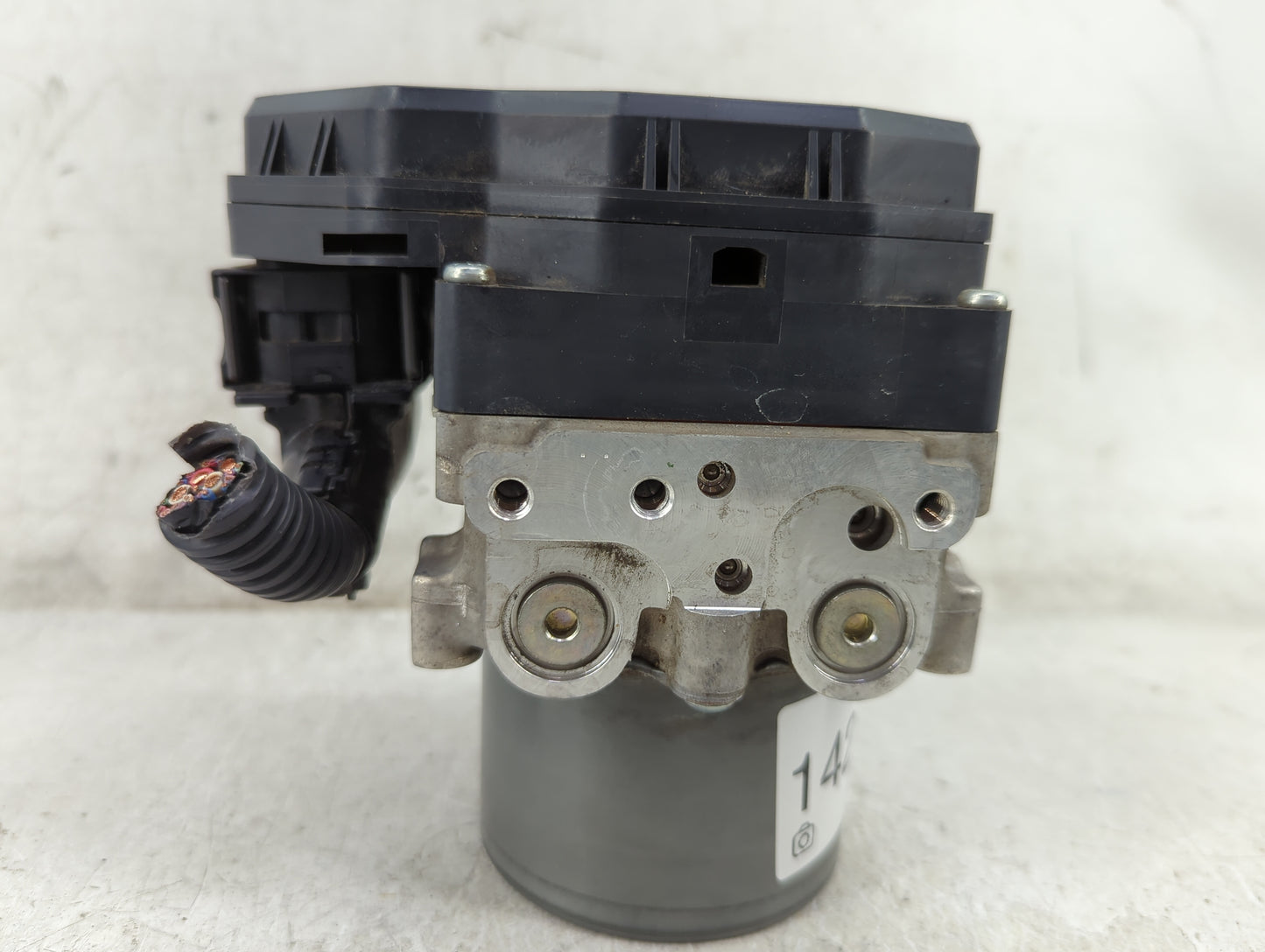 2011-2013 Toyota Highlander ABS Pump Control Module Replacement P/N:133800-5730 44540-0E192 Fits Fits 2011 2012 2013 OEM Use