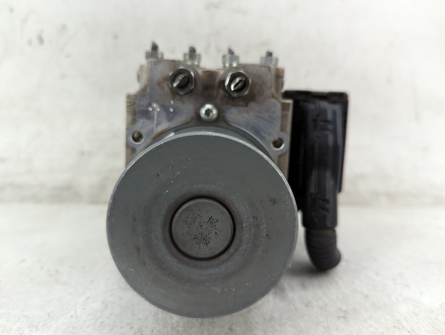 2011-2013 Toyota Highlander ABS Pump Control Module Replacement P/N:133800-5730 44540-0E192 Fits Fits 2011 2012 2013 OEM Use